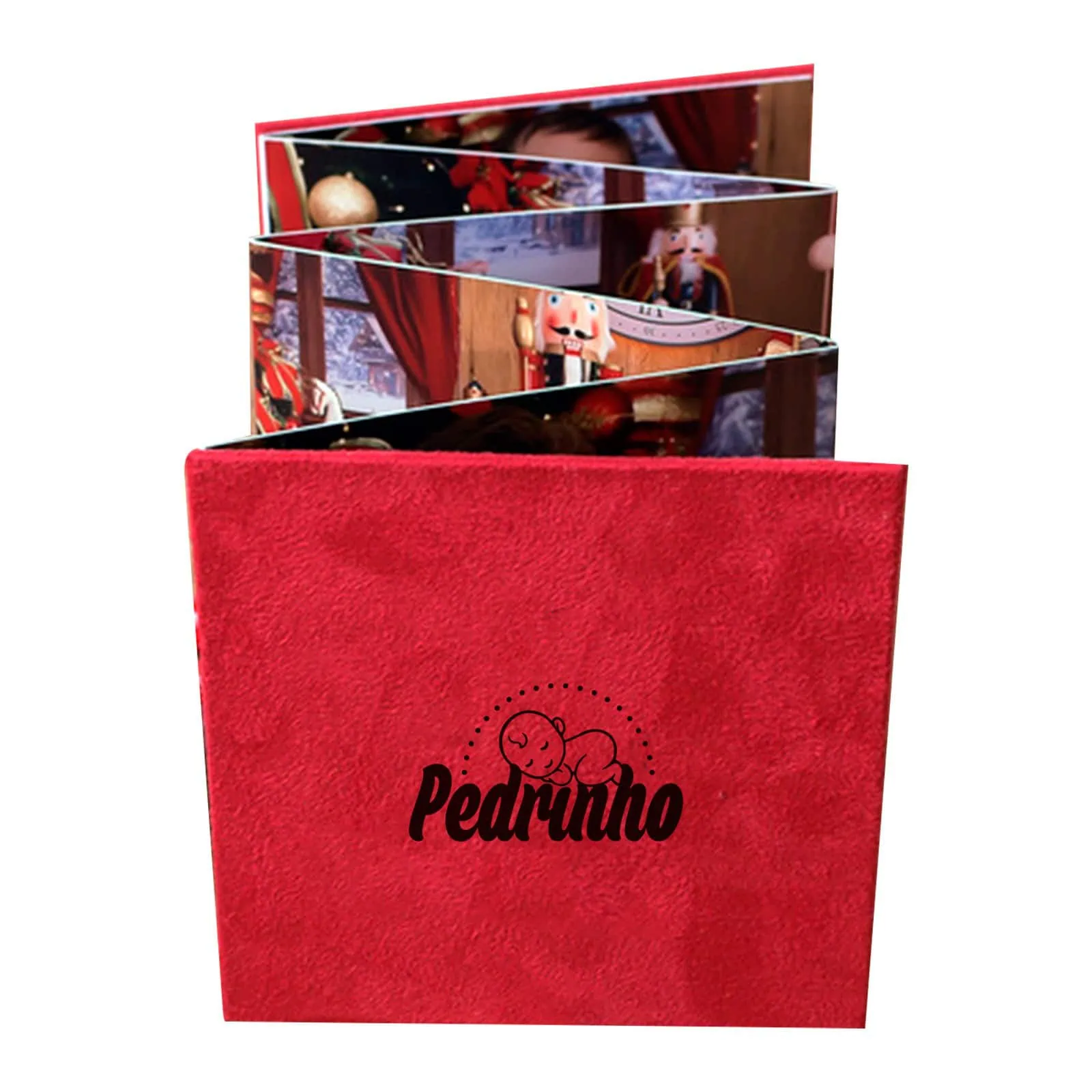 Fotos de álbum de fotos Alfafotobook Pro com acabamento em tecido vermelho, ideal para guardar lembranças especiais.