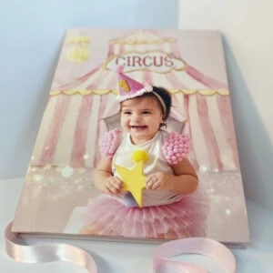Brinde de fotos personalizado, capa de álbum fotográfico, melhor qualidade para registros especiais.