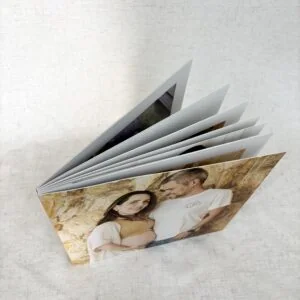 Álbum fotográfico personalizado Alfafotobook Pro para recordações especiais.