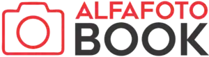 Logotipo do Alfafotobook Pro com câmera estilizada em vermelho e preto.